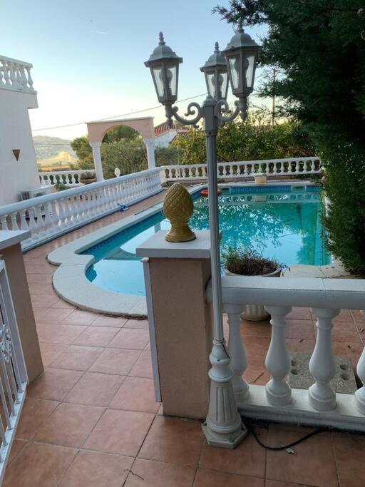 Villa Leo Con Vistas Al Mar Y Piscina Privada 로지즈 외부 사진